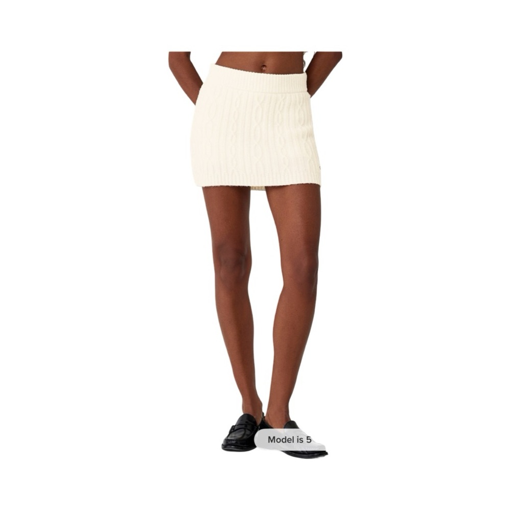 Cable Knit Winter Bliss Mini Skirt - Ivory NWOT
